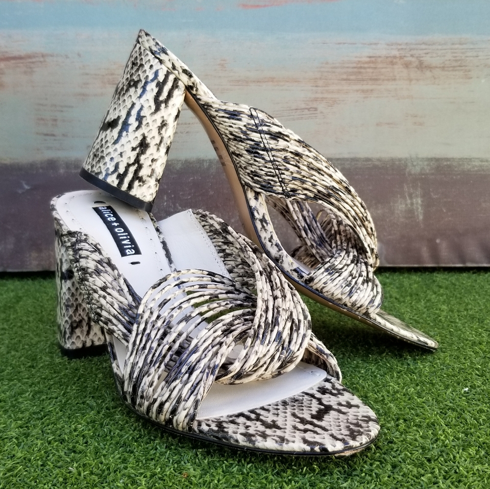 Women's Alice + Olivia Block Heel Sandals